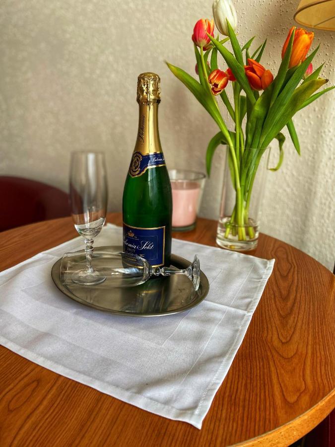 Garni Hotel Pyramida Хеб Экстерьер фото